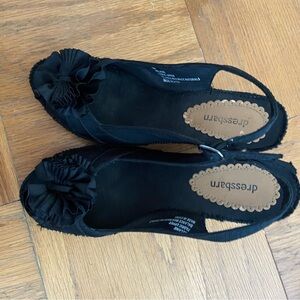 Dressbarn Black wedges with floral/poof
